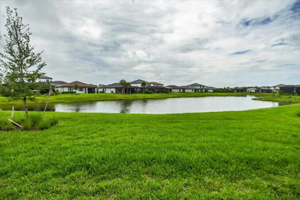 5609 Clearwater Court Lakewood Ranch FL 34211