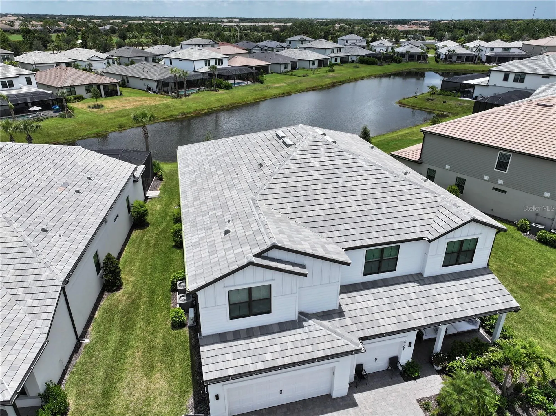 5609 Clearwater Court Lakewood Ranch FL 34211
