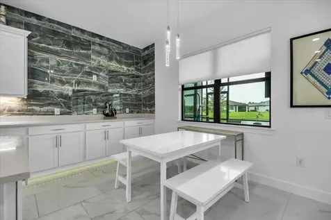 5609 Clearwater Court Lakewood Ranch FL 34211