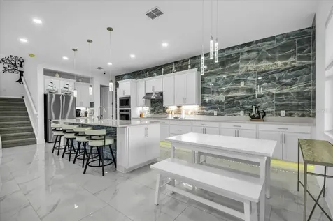 5609 Clearwater Court Lakewood Ranch FL 34211