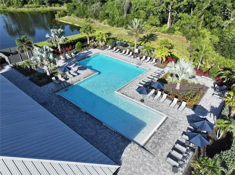 5609 Clearwater Court Lakewood Ranch FL 34211