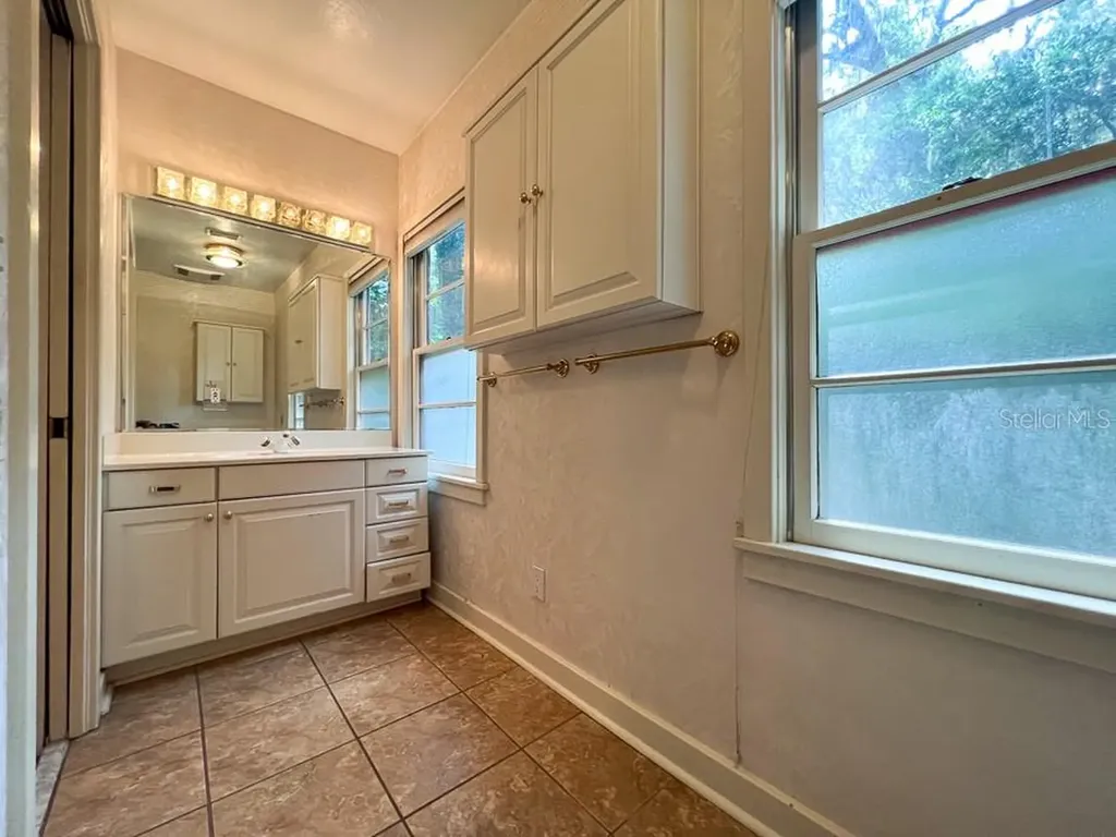 411 NW 26th Street Gainesville FL 32607