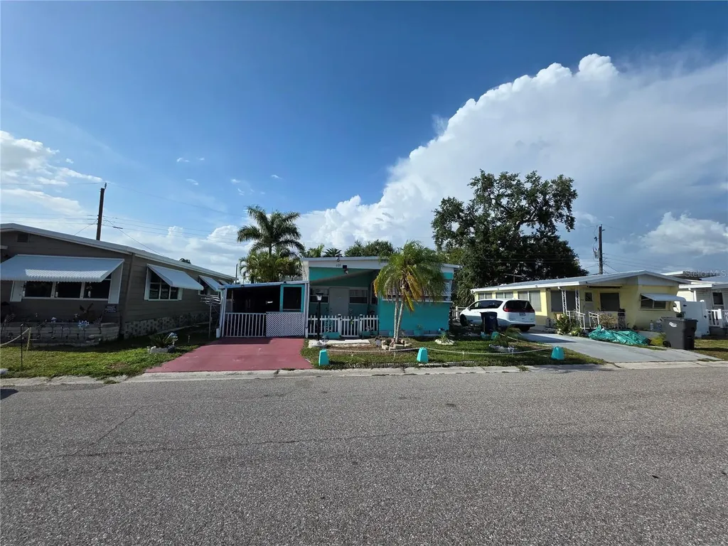 609 50th Avenue W Bradenton FL 34207