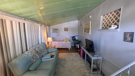 609 50th Avenue W Bradenton FL 34207
