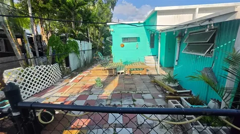 609 50th Avenue W Bradenton FL 34207