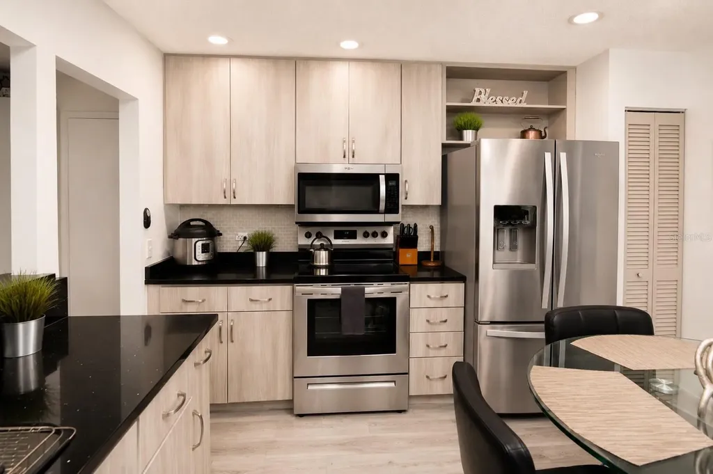 1065 Lewis Avenue Sarasota FL 34237