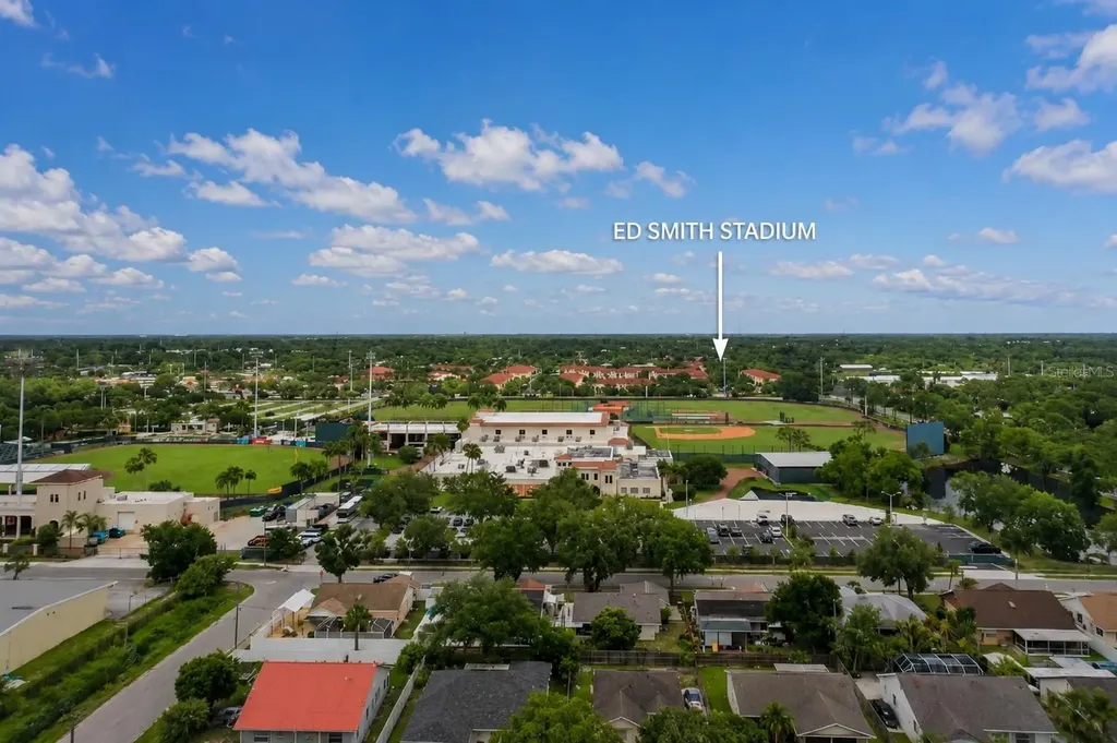 1065 Lewis Avenue Sarasota FL 34237