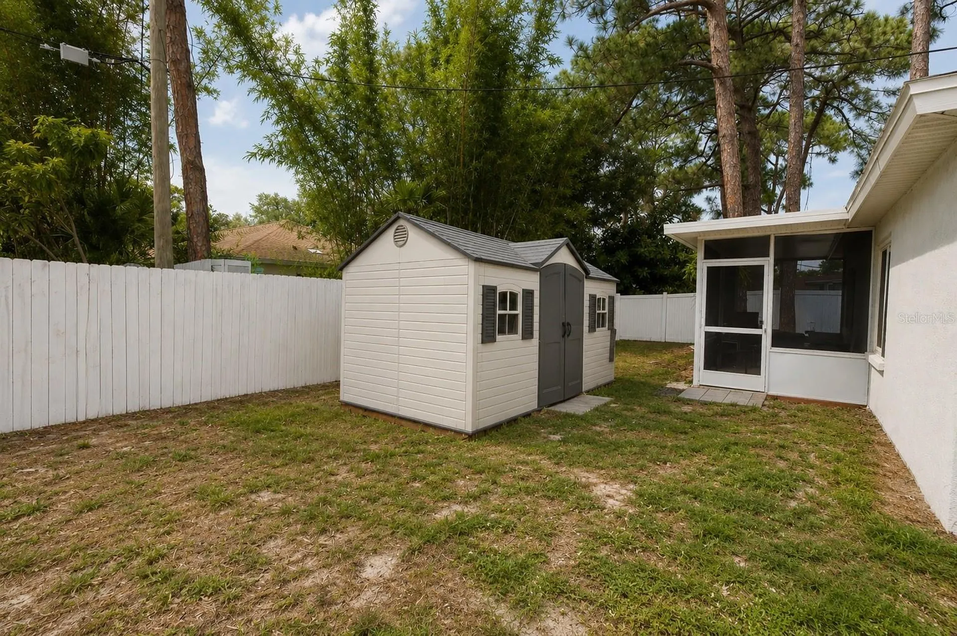 1065 Lewis Avenue Sarasota FL 34237