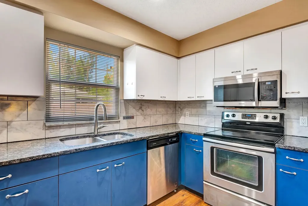 2315 Riverwood Pines Drive Sarasota FL 34231