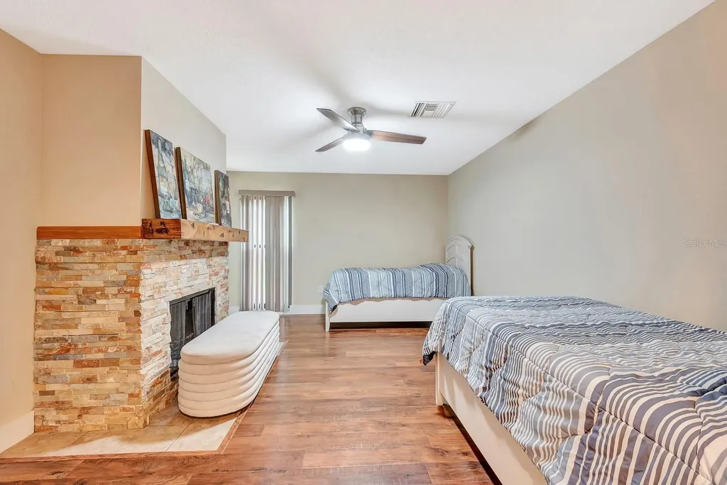 2315 Riverwood Pines Drive Sarasota FL 34231