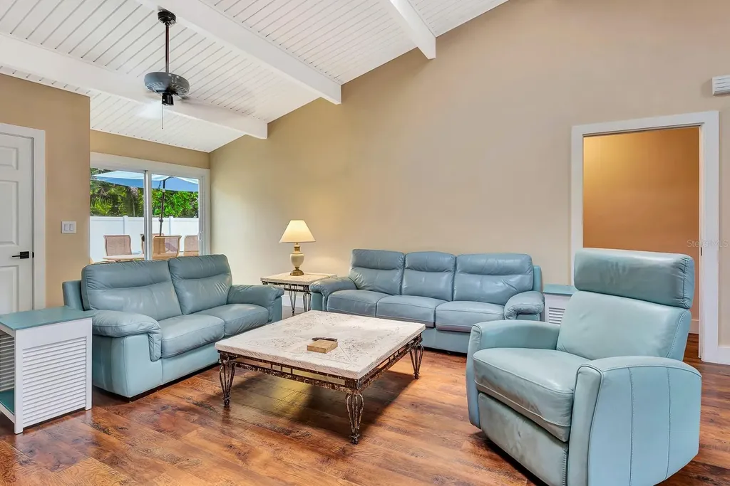 2315 Riverwood Pines Drive Sarasota FL 34231