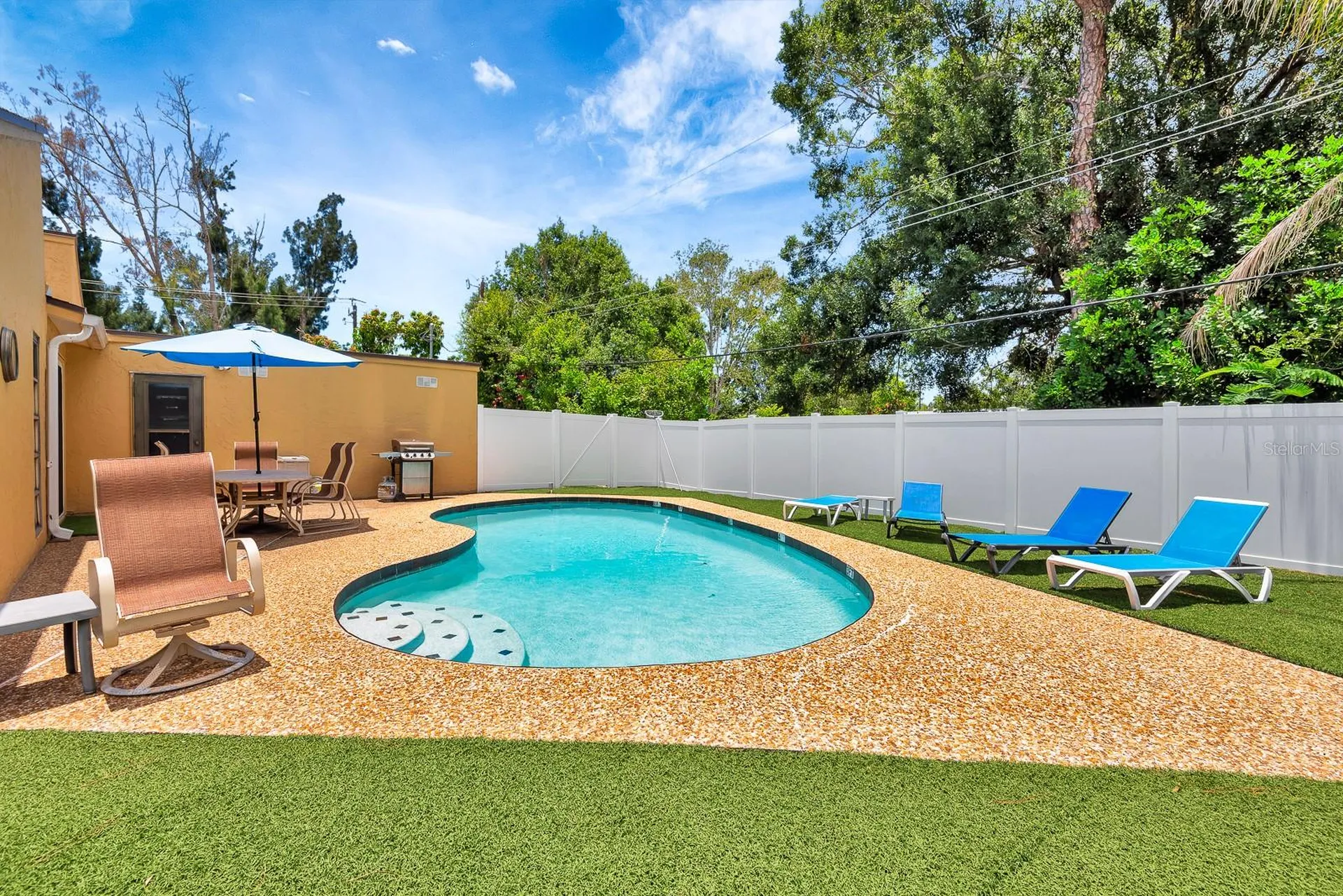 2315 Riverwood Pines Drive Sarasota FL 34231