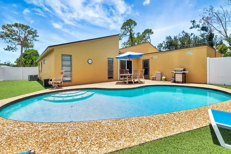 2315 Riverwood Pines Drive Sarasota FL 34231