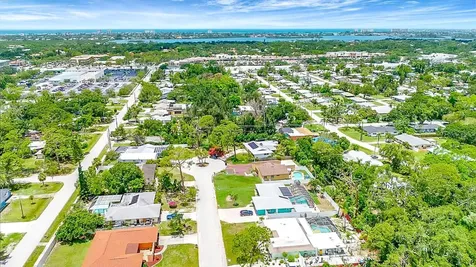 2315 Riverwood Pines Drive Sarasota FL 34231