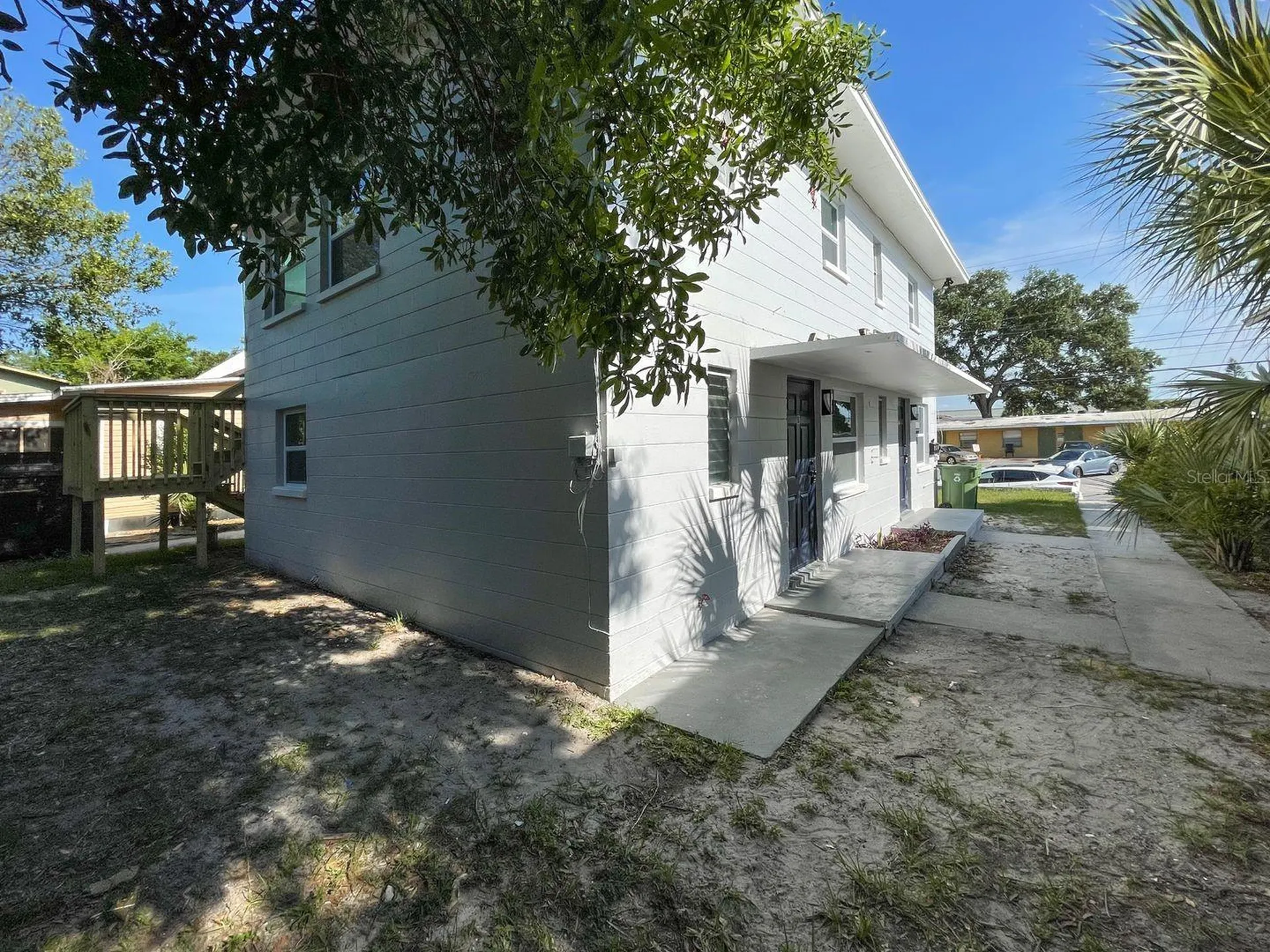 2704 E Columbus Drive Tampa FL 33605