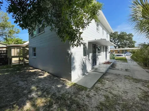 2704 E Columbus Drive Tampa FL 33605