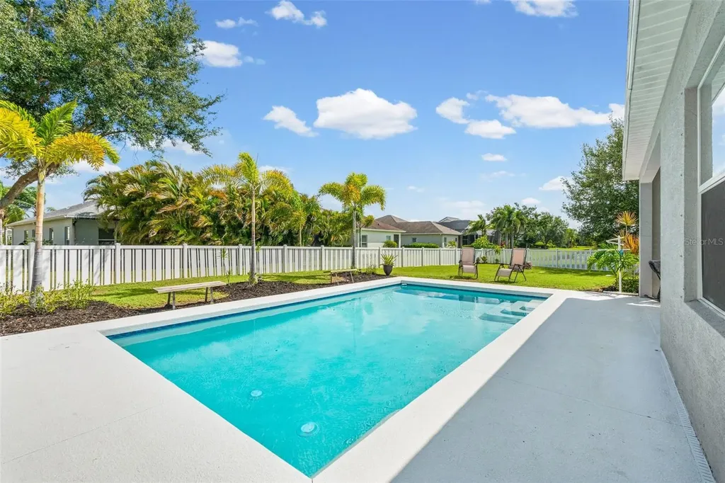 4946 Newport News Circle Bradenton FL 34211