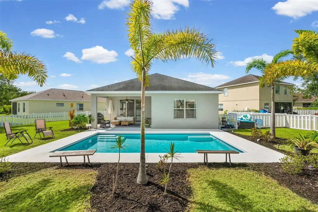 4946 Newport News Circle Bradenton FL 34211