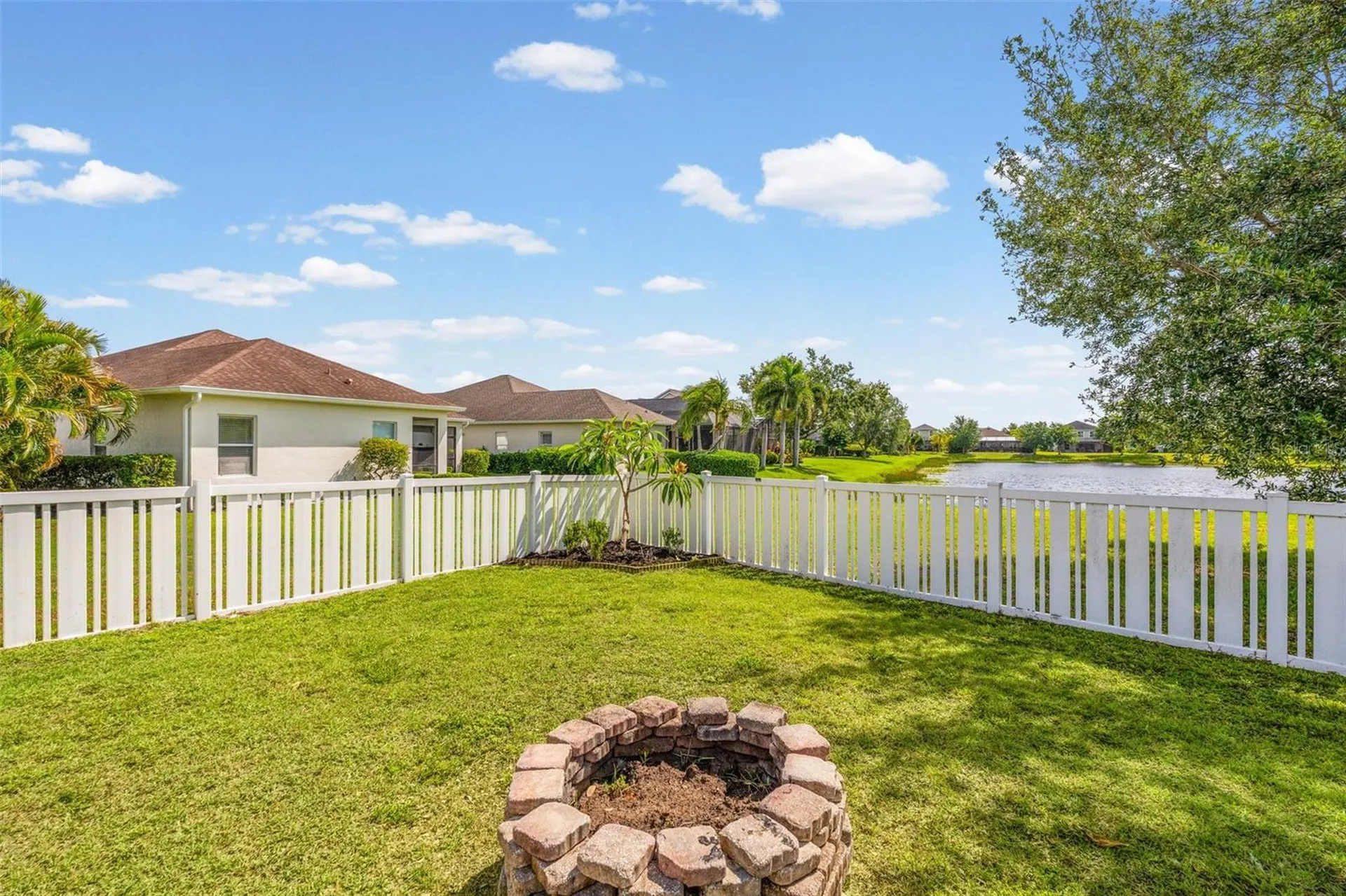 4946 Newport News Circle Bradenton FL 34211