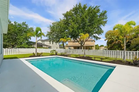 4946 Newport News Circle Bradenton FL 34211