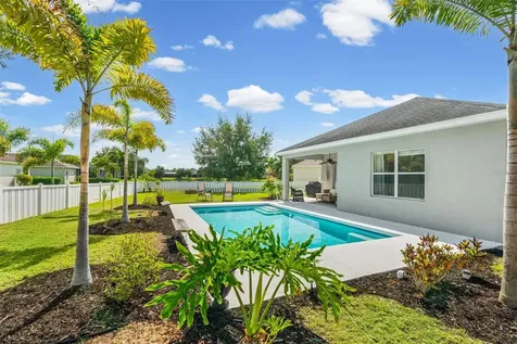 4946 Newport News Circle Bradenton FL 34211