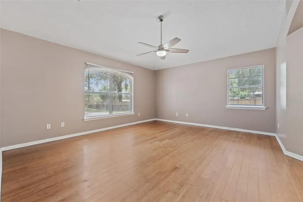 25335 Mardon Circle Paisley FL 32767
