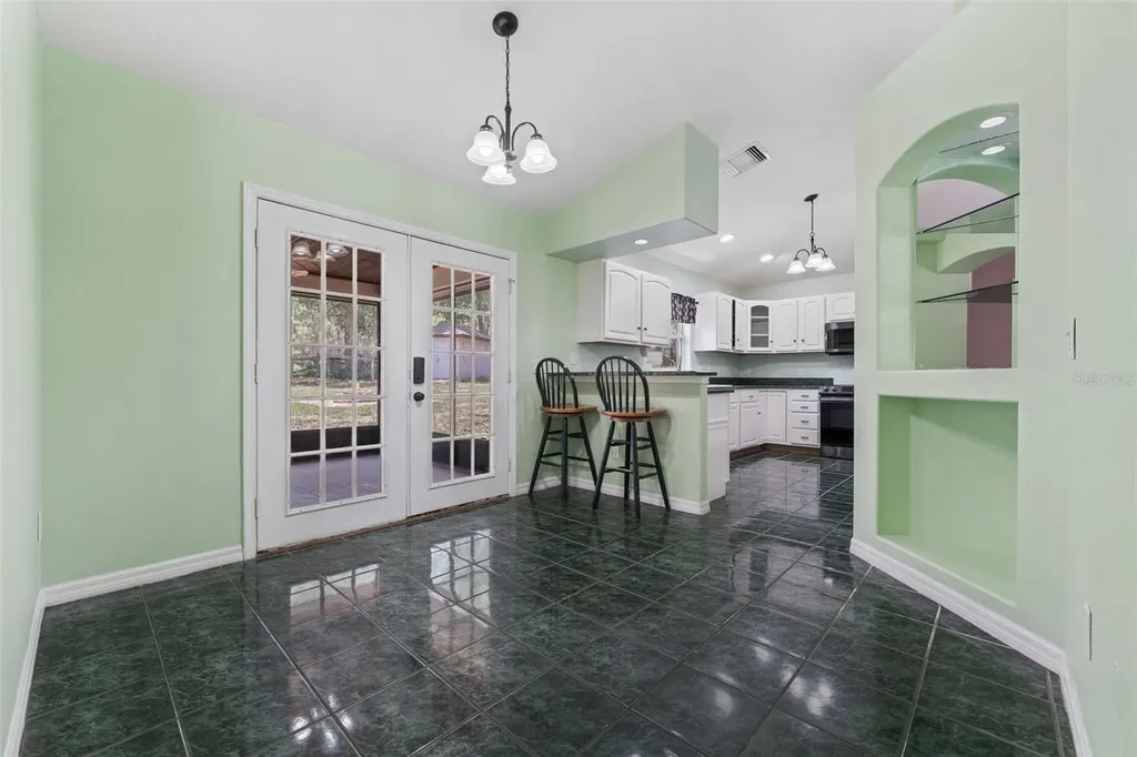 25335 Mardon Circle Paisley FL 32767