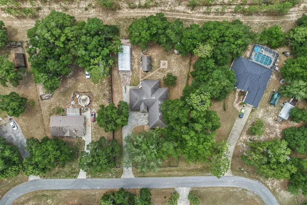 25335 Mardon Circle Paisley FL 32767