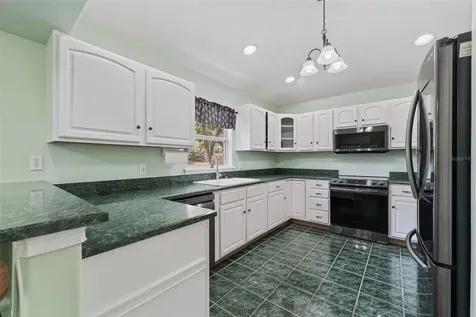 25335 Mardon Circle Paisley FL 32767