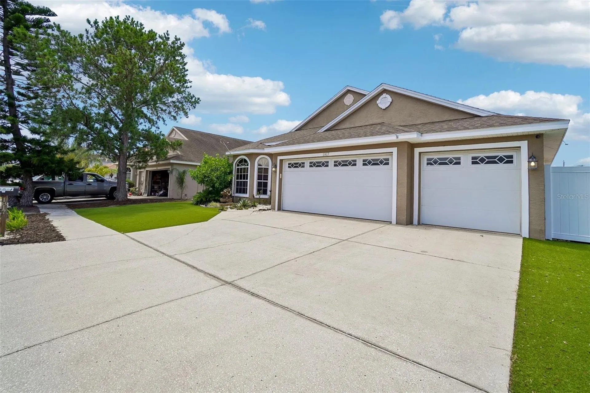 1817 Wood Bend Street Tarpon Springs FL 34689