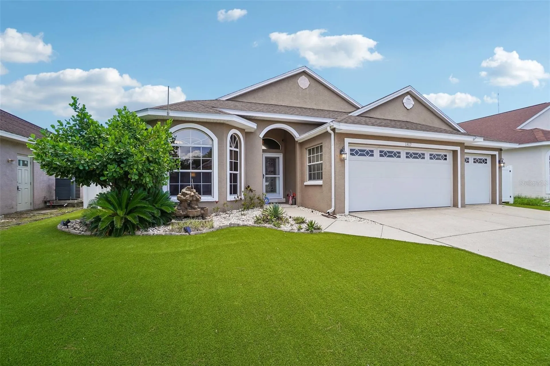 1817 Wood Bend Street Tarpon Springs FL 34689