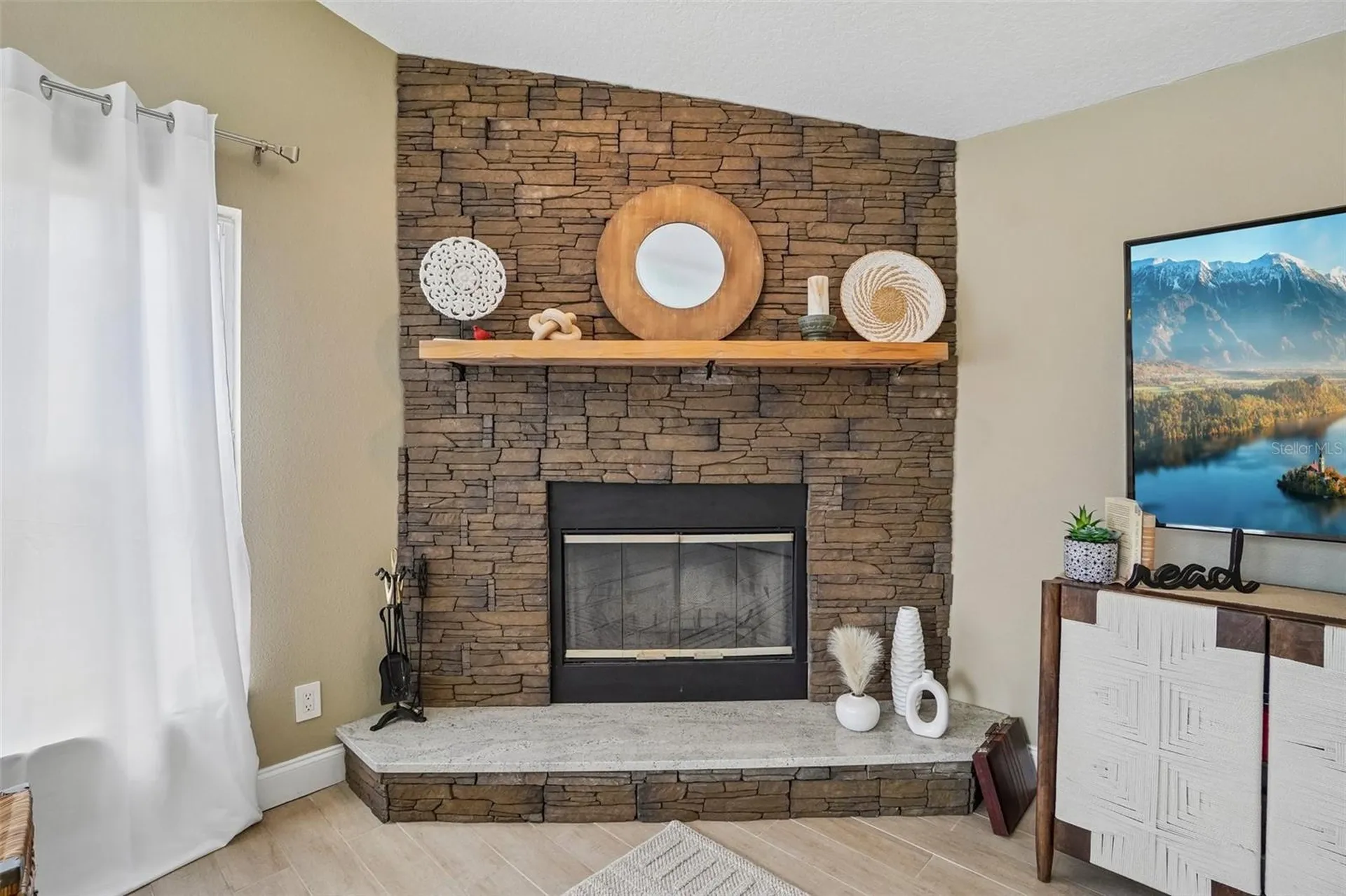 1817 Wood Bend Street Tarpon Springs FL 34689