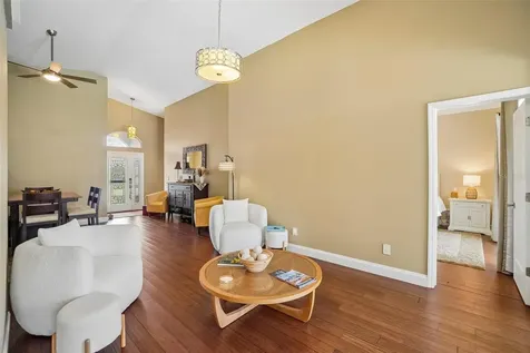 1817 Wood Bend Street Tarpon Springs FL 34689