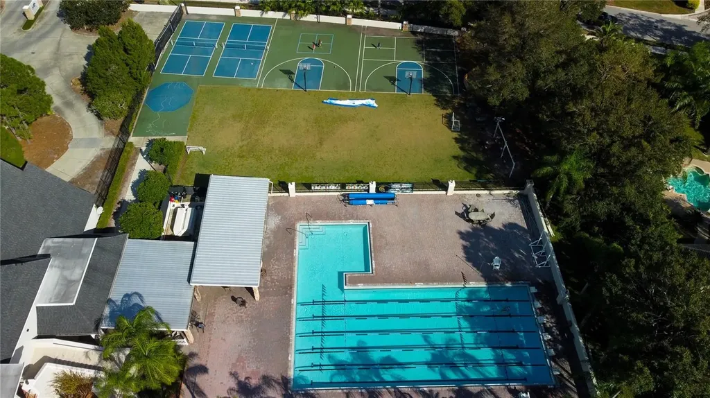 18829 Maisons Drive Lutz FL 33558