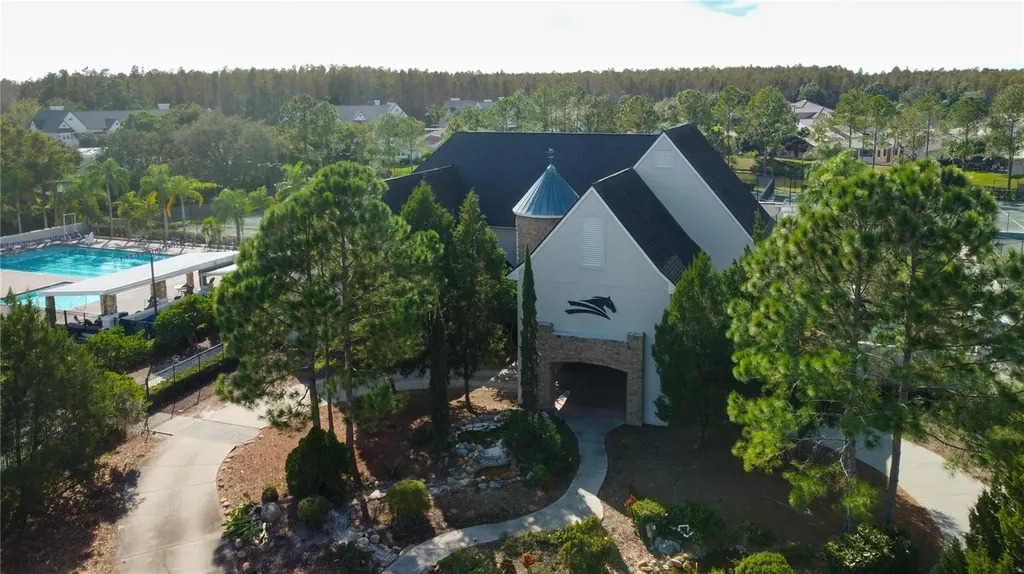 18829 Maisons Drive Lutz FL 33558