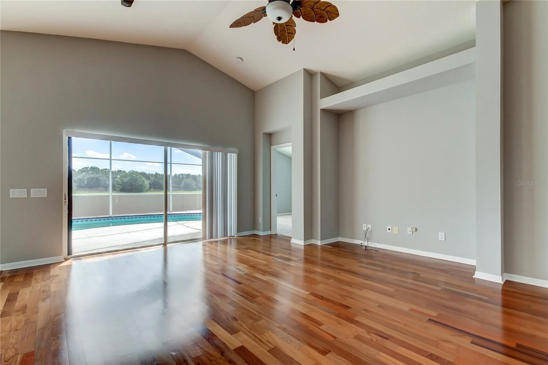 18829 Maisons Drive Lutz FL 33558