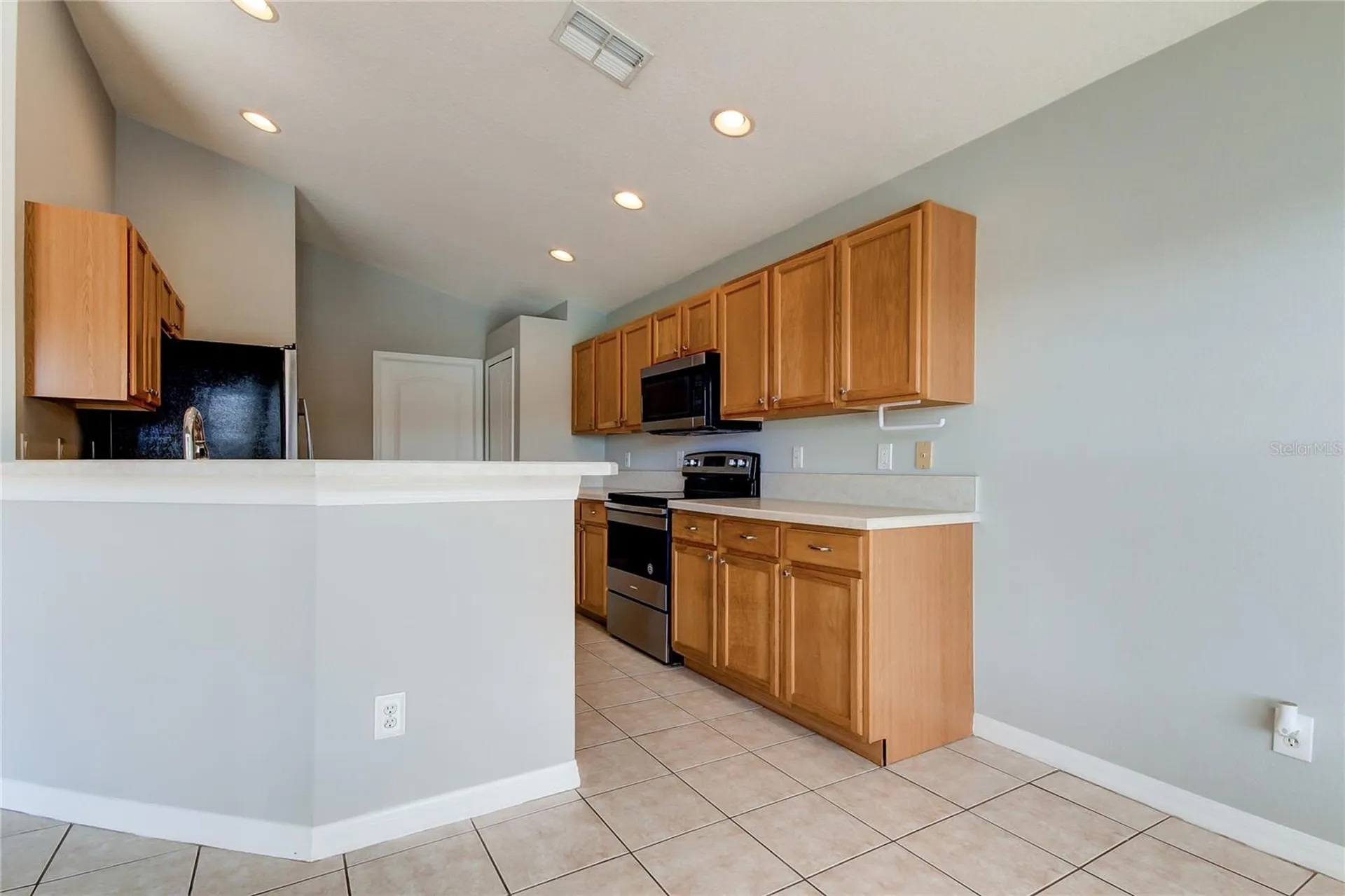 18829 Maisons Drive Lutz FL 33558