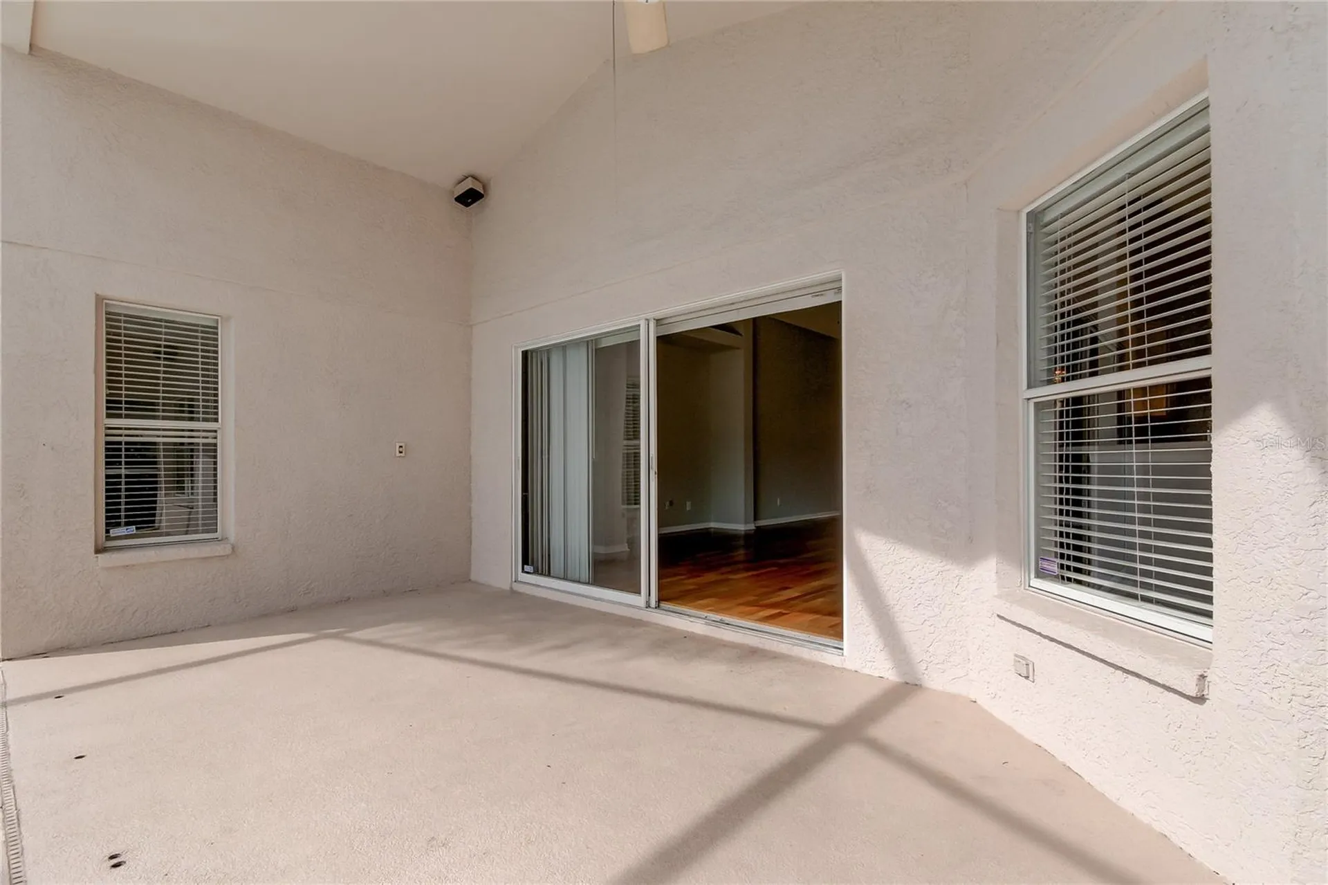 18829 Maisons Drive Lutz FL 33558