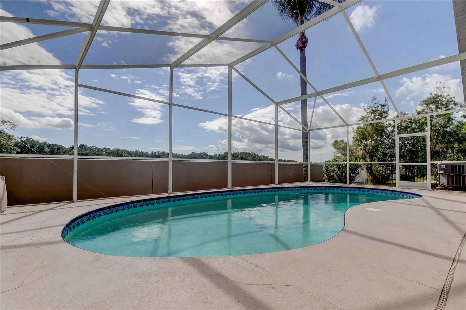 18829 Maisons Drive Lutz FL 33558