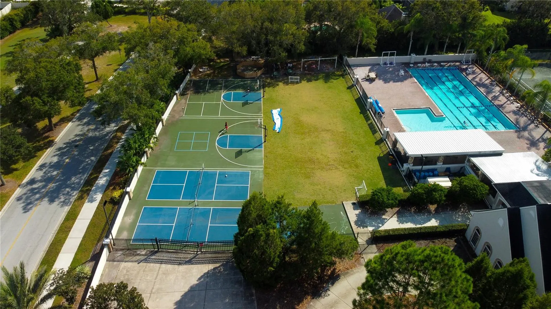 18829 Maisons Drive Lutz FL 33558
