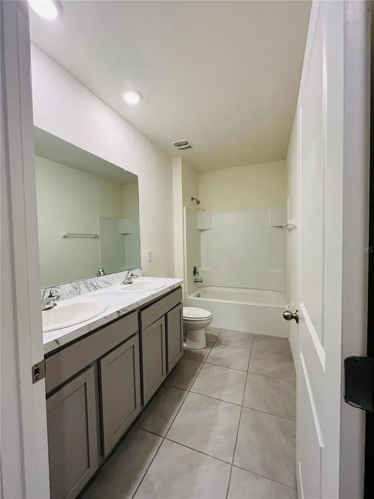 10624 Penny Gale Loop San Antonio FL 33576