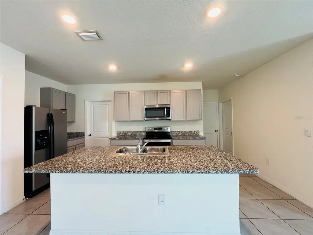 10624 Penny Gale Loop San Antonio FL 33576
