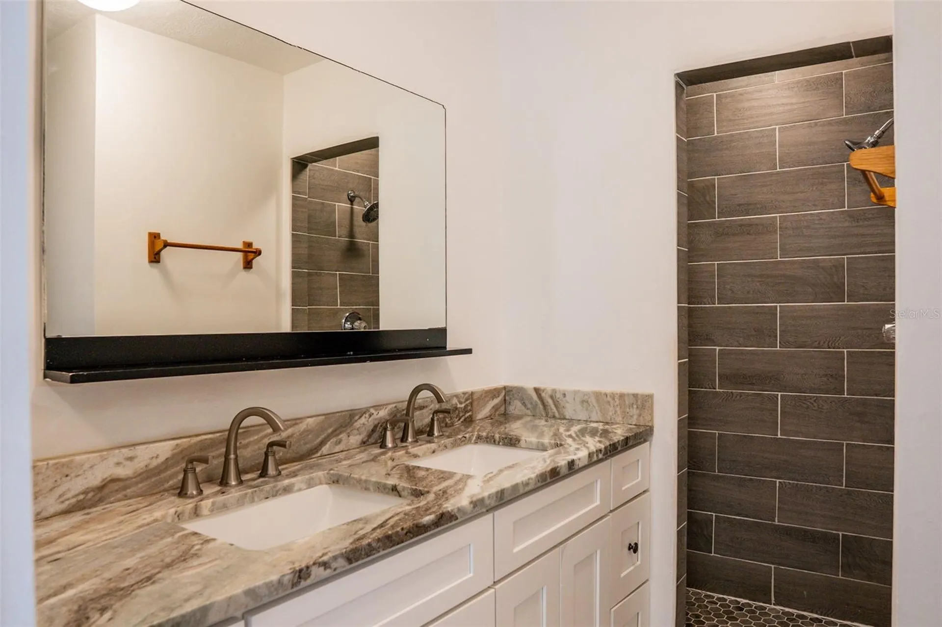 2323 Huntington Green Court Orlando FL 32839