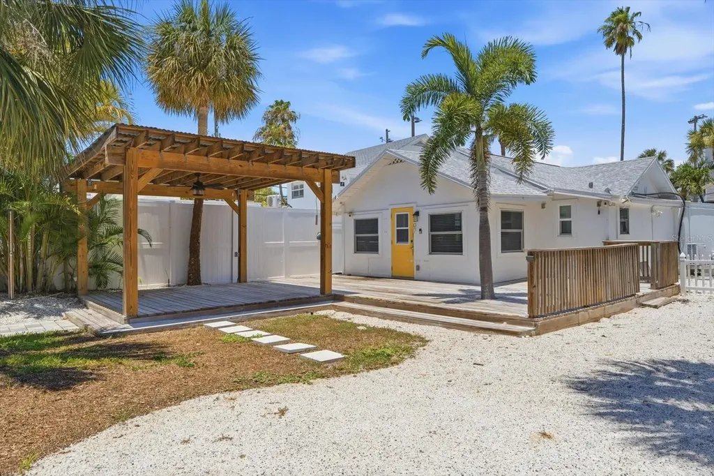 107 14th Avenue St Pete Beach FL 33706