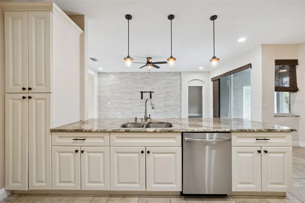 2695 Cypress Head Trail Oviedo FL 32765