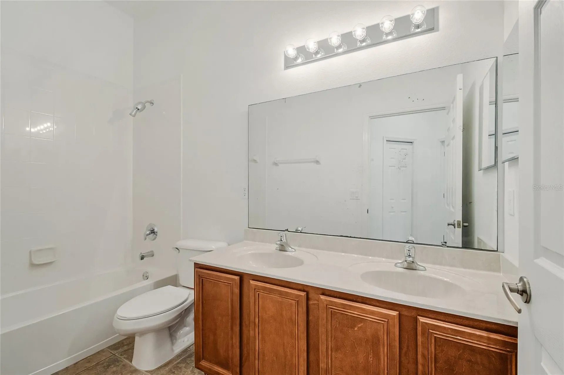 7407 Devereaux Street Reunion FL 34747