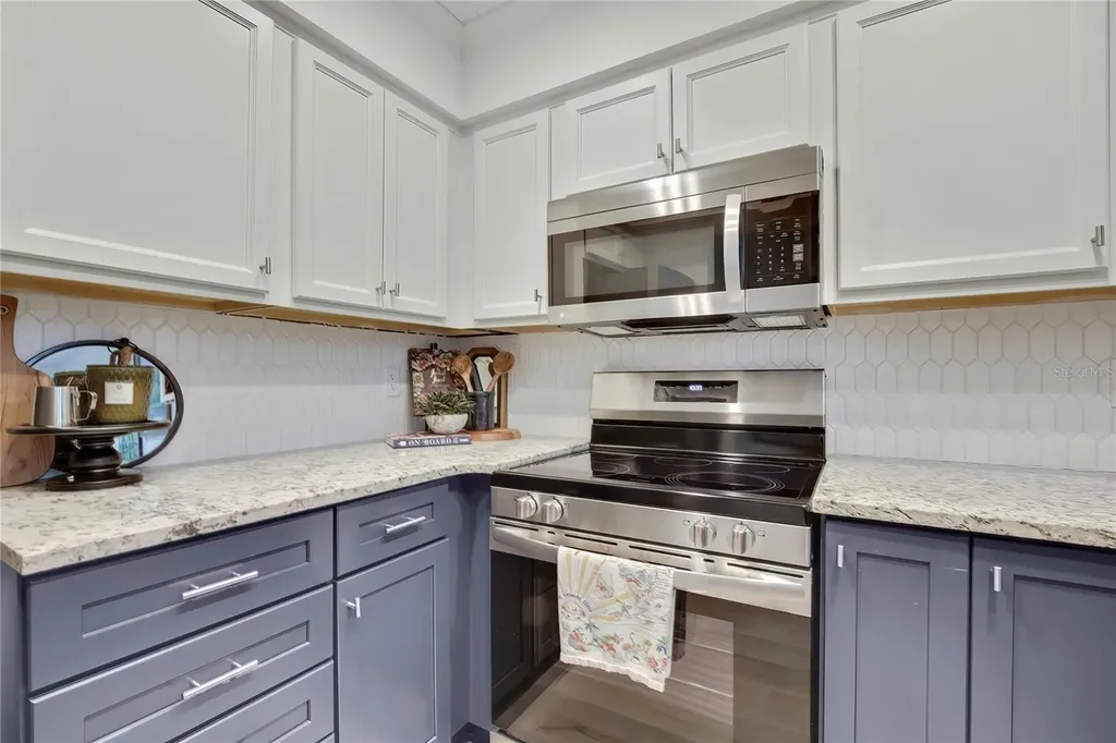 1637 SE Paradise Circle Crystal River FL 34429