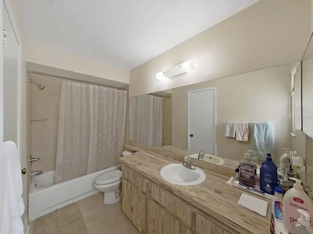 1367 Corner Oaks Drive Brandon FL 33510