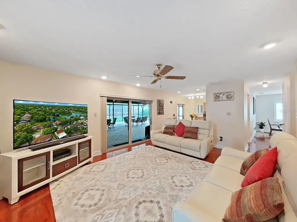 1367 Corner Oaks Drive Brandon FL 33510