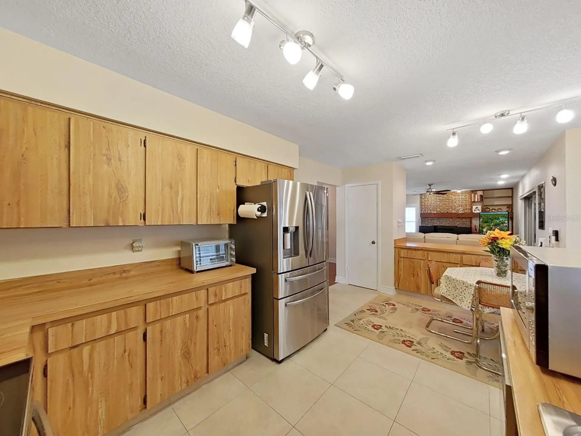 1367 Corner Oaks Drive Brandon FL 33510